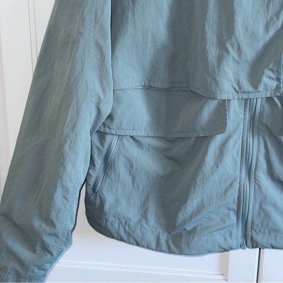 Lululemon Always Effortless Nylon RainJacket Crater Blue Sz 10 Water Resistant - Picture 6 of 16